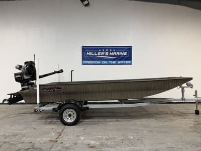 BOATZON | Gator Tail 1748 Gator Series 2026