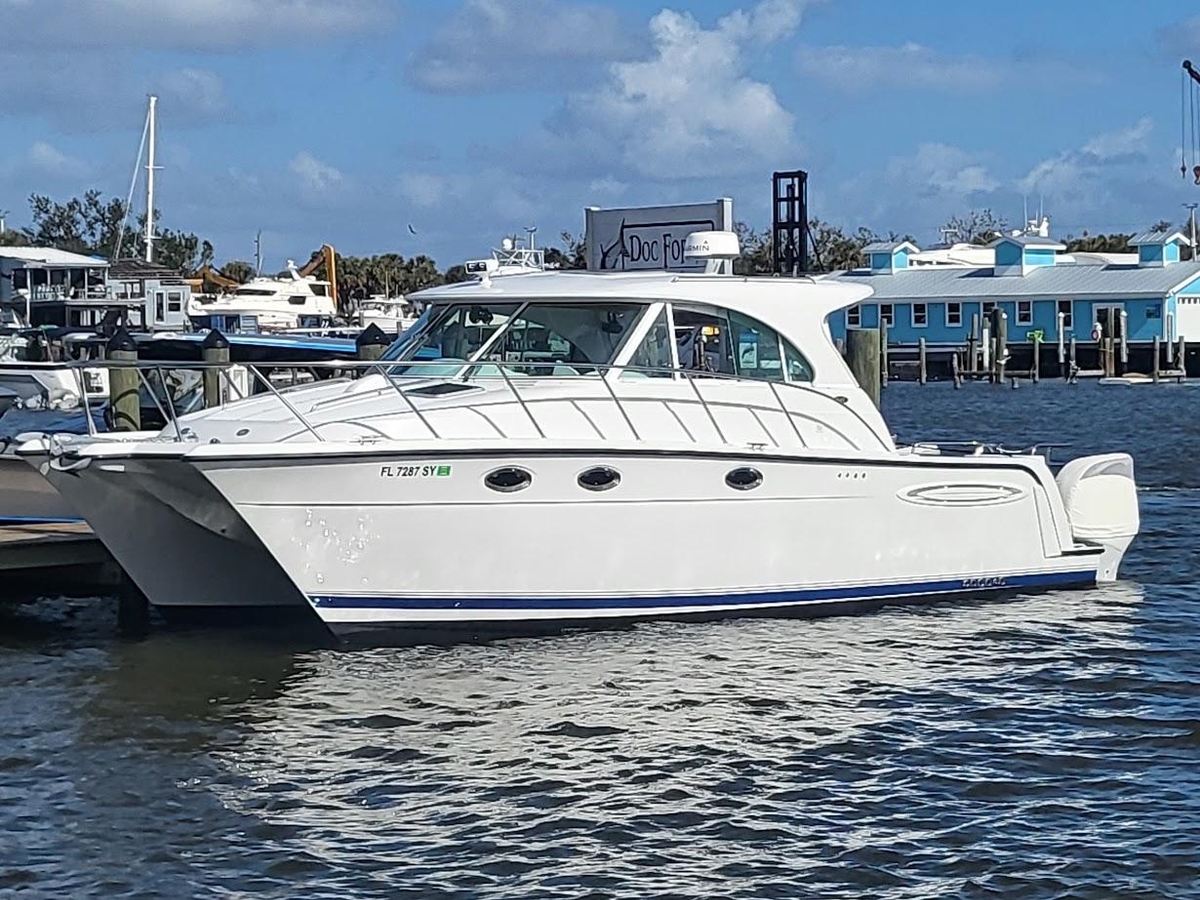 2005 Glacier Bay 3480 Ocean Runner - Sold Boat