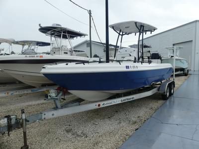 BOATZON | Glasstream 240 CCX 2022