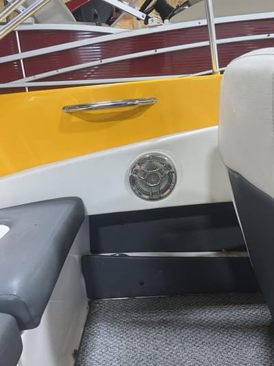 BOATZON | Glastron GT 180 2015