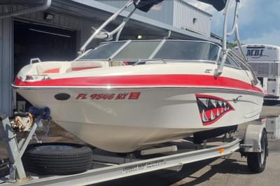 BOATZON | Glastron GT 205 2008