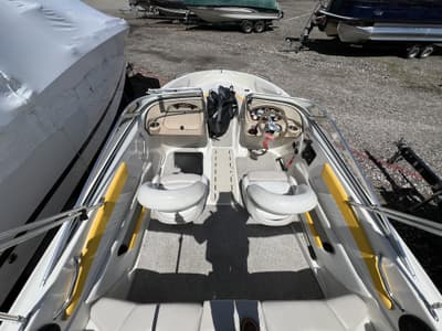 BOATZON | Glastron GT 205 2008