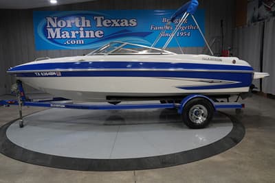 BOATZON | Glastron GT 205 2011