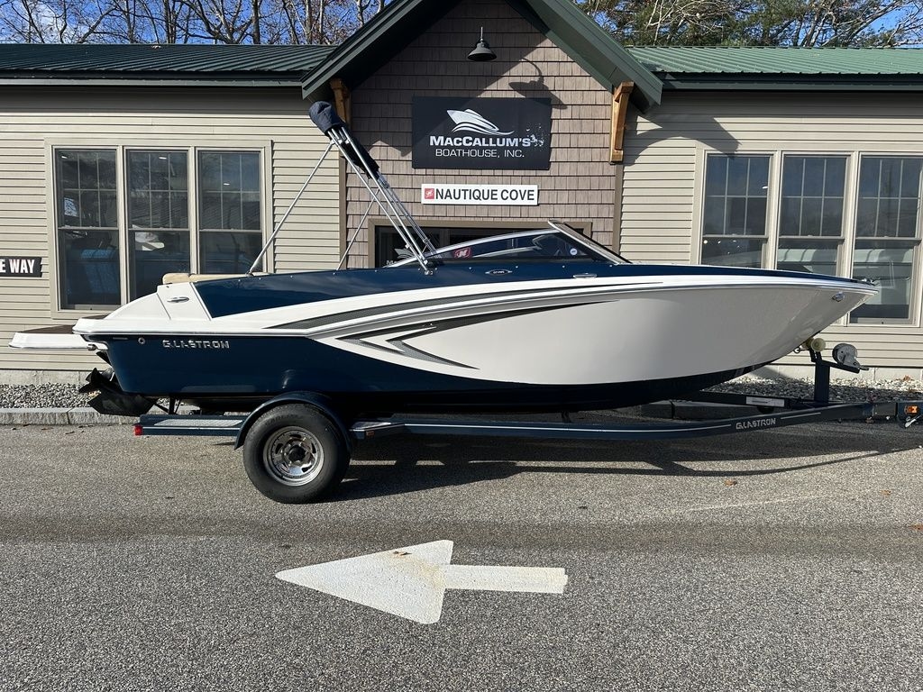2015 Glastron GT 205 - Sold Boat