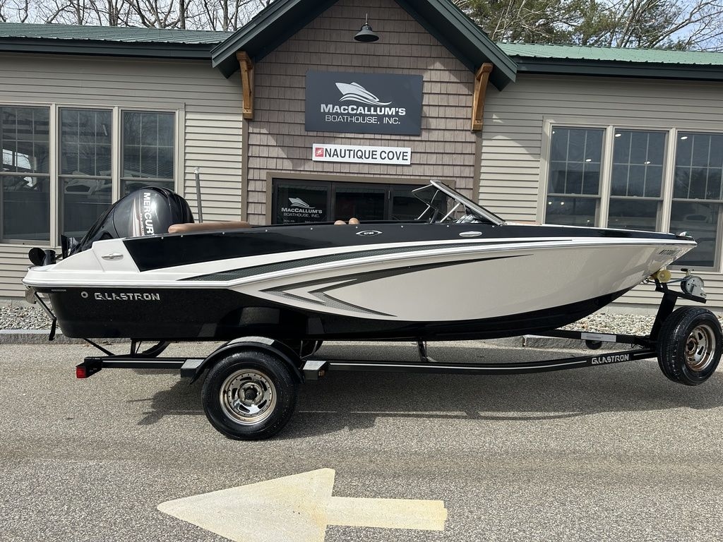 2017 Glastron GT180 - Sold Boat