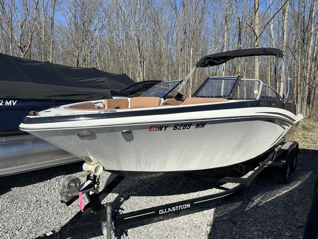 2017 Glastron GT225 - Sold Boat