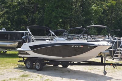 BOATZON | Glastron GTD 220 2019