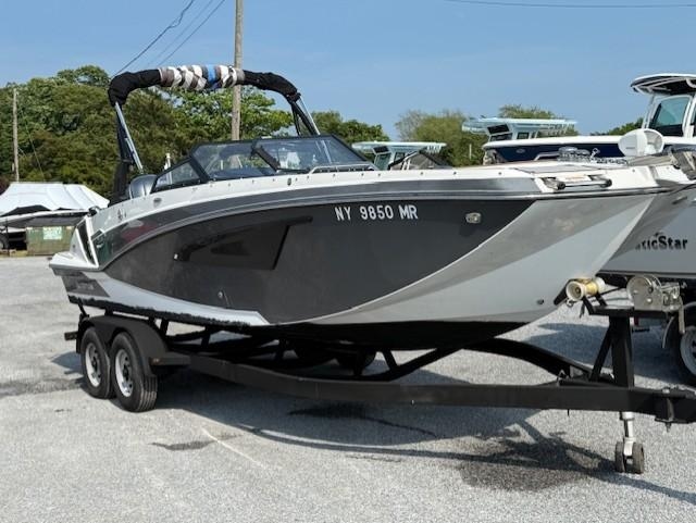 2021 Glastron GTD 240 - Sold Boat
