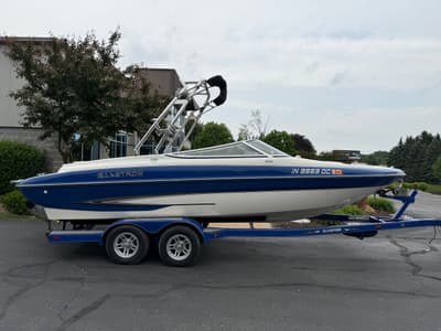 BOATZON | Glastron GX 235 2006