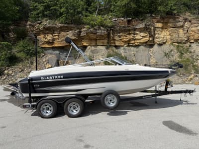 BOATZON | Glastron GXL205SF 2007