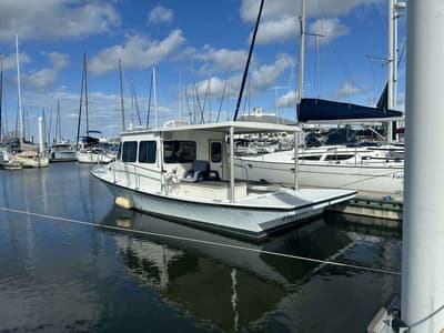 BOATZON | Glenn Young 32 Lafitte Skiff 2008