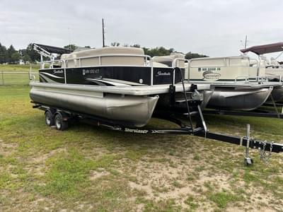 BOATZON | GODFREY 2086 CRUISE 50HP BUNK TRAILER 2011