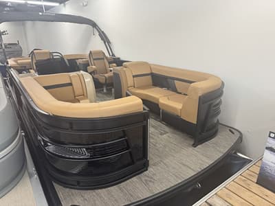 BOATZON | Godfrey AP 235 SBC 2024 BOATZON | Godfrey AP 235 SBC 2024
