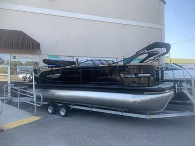 BOATZON | Godfrey Aqua Patio 235 ULW 2025