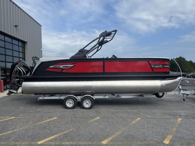 BOATZON | Godfrey - Aqua Patio 255 ULC 2026
