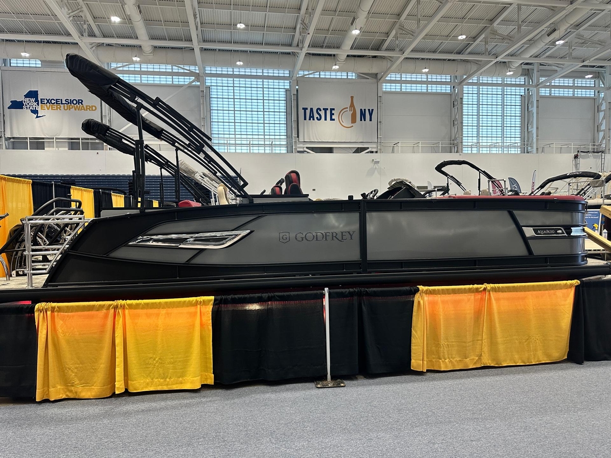 2024 Godfrey AquaPatio 235 SFLC - Sold Boat