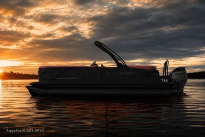 BOATZON | Godfrey AquaPatio 25 Single Flip Lounge Tritoon 255 SFLC 2027 BOATZON | Godfrey AquaPatio 25 Single Flip Lounge Tritoon 255 SFLC 2027