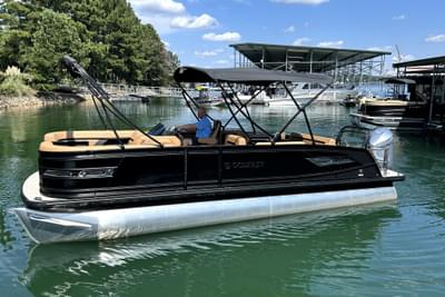 BOATZON | Godfrey AquaPatio 255 DFL 2025