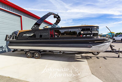 BOATZON | Godfrey AquaPatio 255 ULW 2025