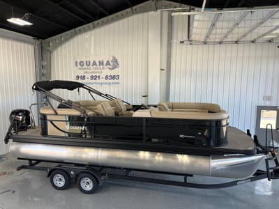 BOATZON | Godfrey EX 2286 SB 2026