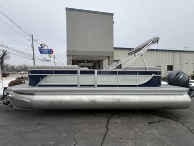 BOATZON | Godfrey EX2286SBX 2026