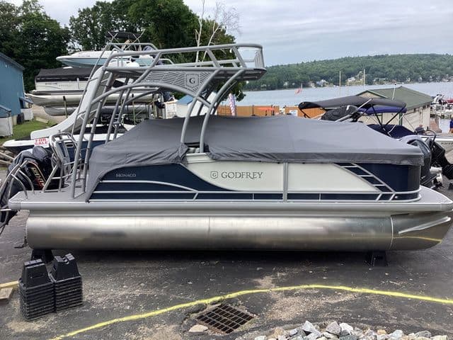 Godfrey Monaco 235 SDB 2025