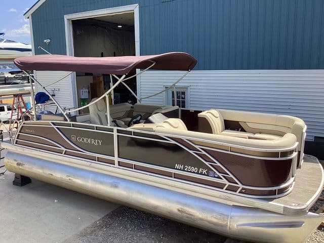 Godfrey Monaco 235 SFL 2021