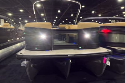 BOATZON | Godfrey Monaco 25 MidTable Flip Lounge Tritoon 255 MTF 2026 BOATZON | Godfrey Monaco 25 MidTable Flip Lounge Tritoon 255 MTF 2026