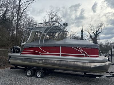 BOATZON | Godfrey Pontoons Monaco 235 SDB 2025