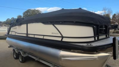 BOATZON | Godfrey Pontoons Monaco 235 SFL 27 iMPACT Center Tube Package 2026 BOATZON | Godfrey Pontoons Monaco 235 SFL 27 iMPACT Center Tube Package 2026