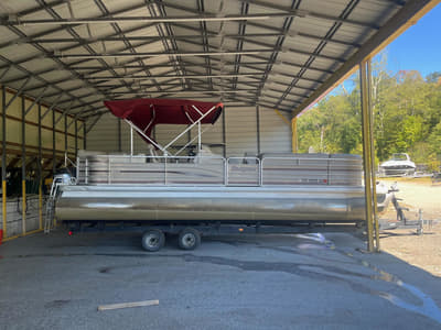 BOATZON | Godfrey Pontoons Sanpan 2500 FE 2002