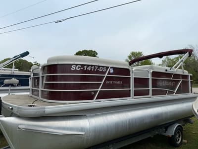 BOATZON | Godfrey Pontoons SW 2086 C 2021