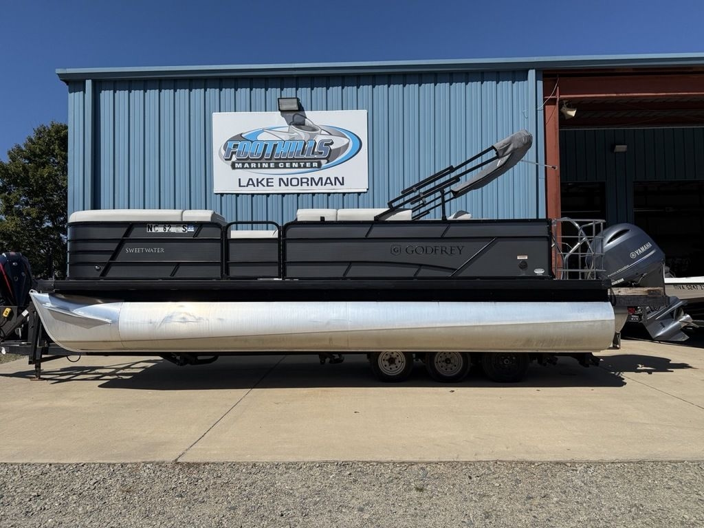 2021 Godfrey Pontoons SW 2286 SB GTP 27 in - Sold Boat