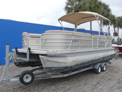 BOATZON | Godfrey SW 2386 C 2019