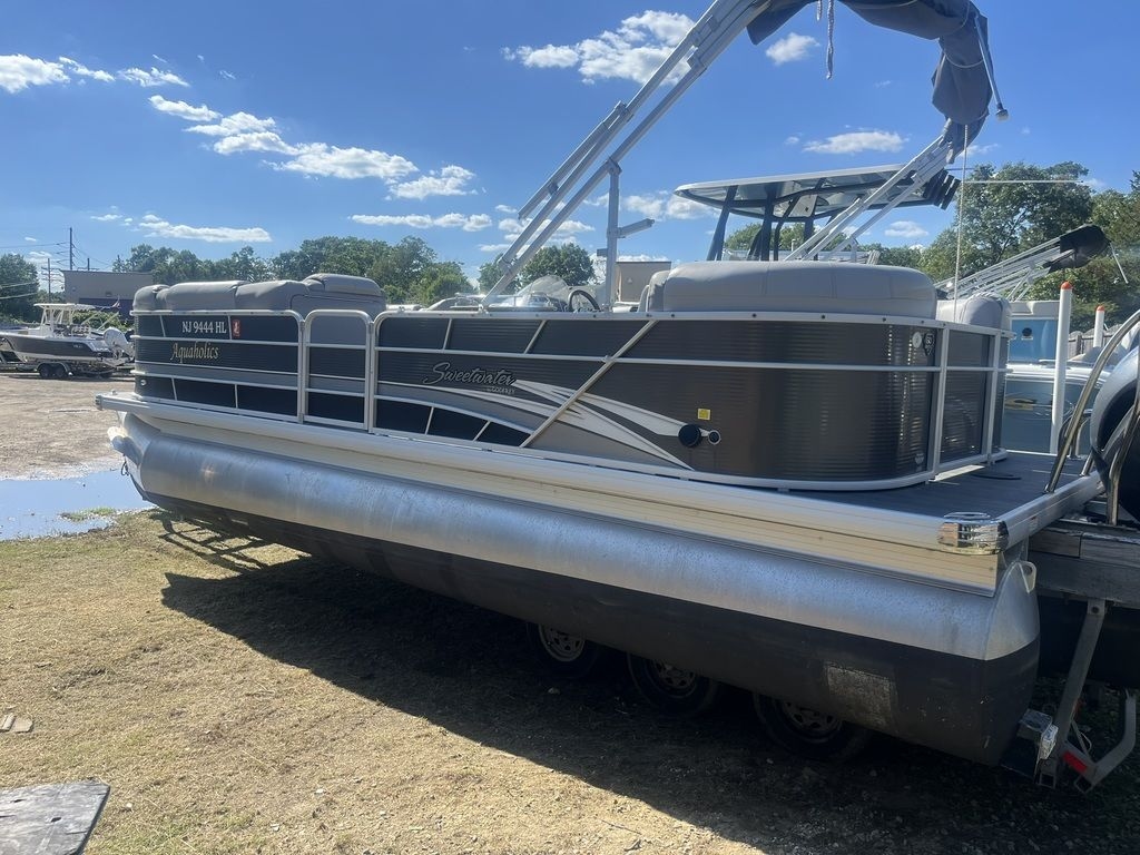 2018 Godfrey Pontoons SW 2386 MT - Sold Boat