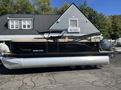 BOATZON | Godfrey Pontoons Sweetwater 2086 C Sport Tube 27 in Package 2025