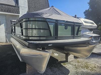 BOATZON | Godfrey Pontoons Sweetwater 2086 SB 27 in Package 2024
