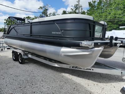 BOATZON | Godfrey Sweetwater 2286 BF 2026