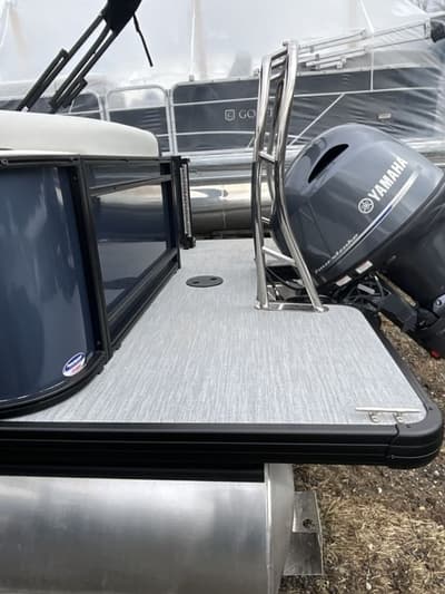 BOATZON | Godfrey Pontoons Sweetwater 2286 C Sport Tube 27 in Package 2026