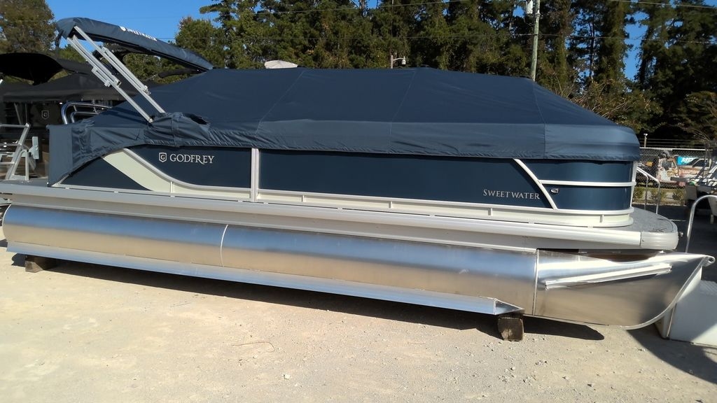 2025 Godfrey Pontoons Sweetwater 2286 CSE - Sold Boat
