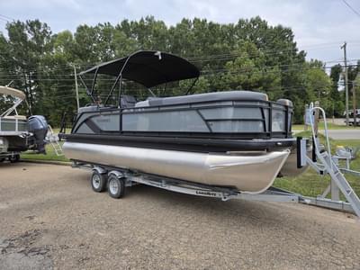 BOATZON | Godfrey Pontoons Sweetwater 2286 SB iMPACT Package 29 in Center Tube 2026 BOATZON | Godfrey Pontoons Sweetwater 2286 SB iMPACT Package 29 in Center Tube 2026