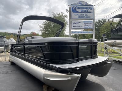 BOATZON | Godfrey Pontoons Sweetwater 2286 SFL 27 iMPACT Center Tube Package 2027