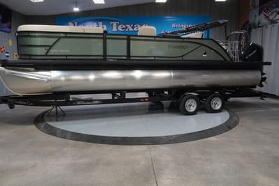 BOATZON | Godfrey Pontoons Sweetwater 2286 SFLC 27 iMPACT Center Tube Package 2026
