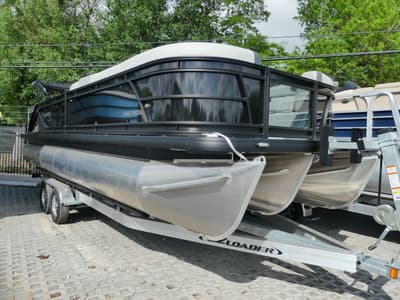 BOATZON | Godfrey Sweetwater 2486 SFL 2026