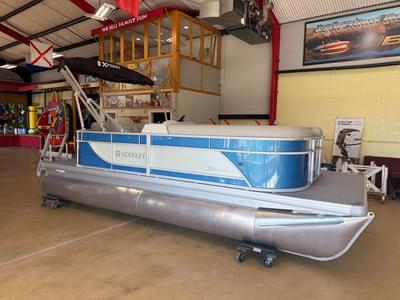 BOATZON | Godfrey Pontoons Xperience 1880 CX 2026
