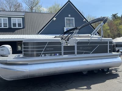 BOATZON | Godfrey Pontoons Xperience 2086 BFX 2023