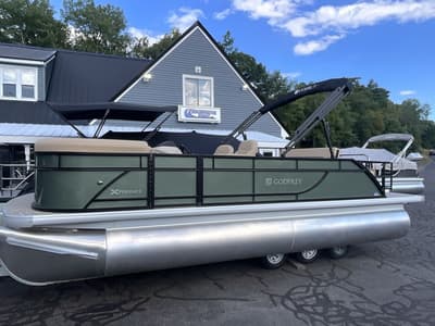 BOATZON | Godfrey Pontoons Xperience 2086 SFLX 25 in Package 2027