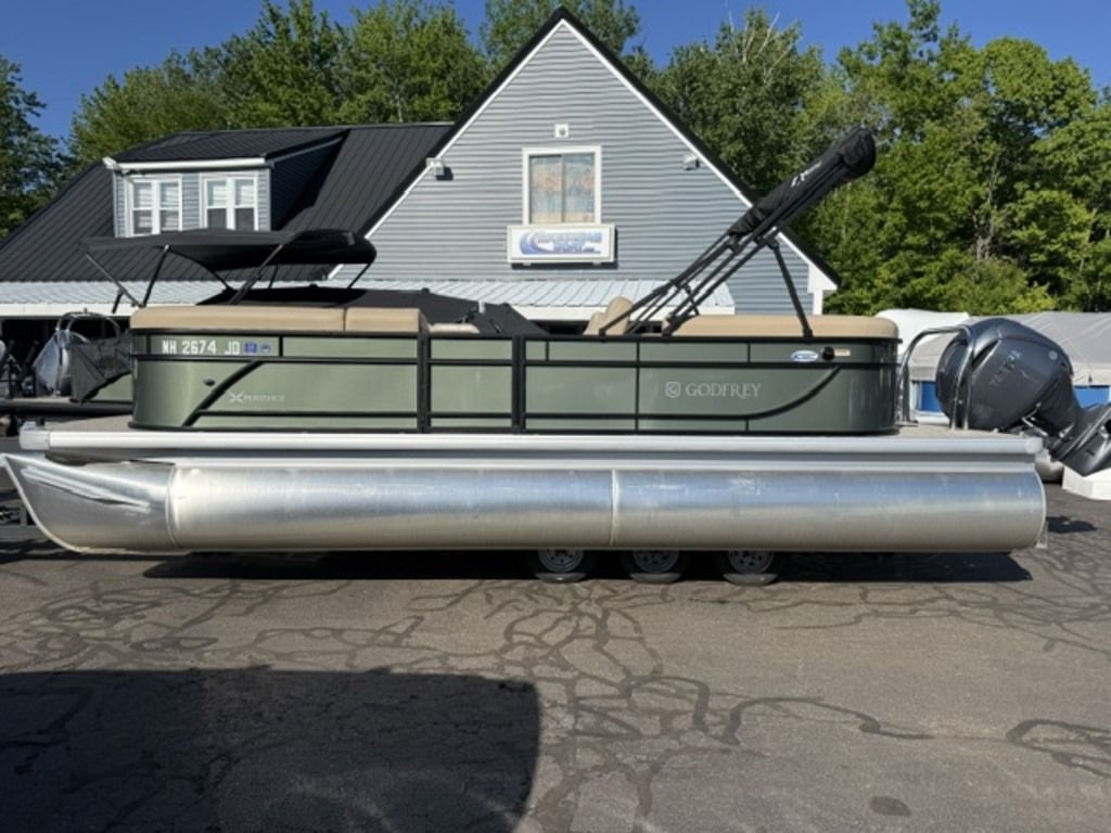 2026 Godfrey Pontoons Xperience 2286 SBX Sport Tube 27 in Package - Sold Boat