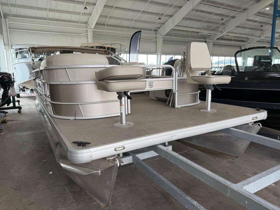 2020 Godfrey SR 226 BF - Sold Boat