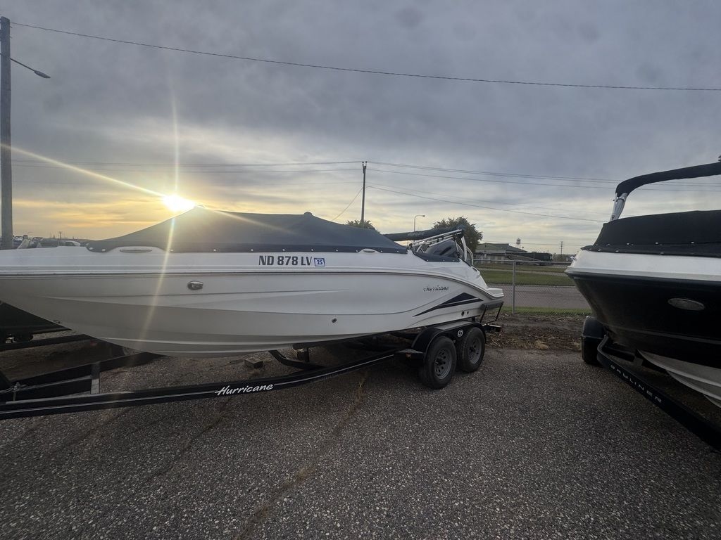 2023 GODFREY SS 205 150HP TRAILER - Sold Boat